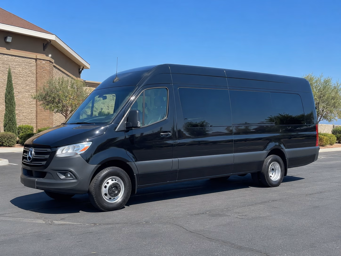 cambridge 15 passenger sprinter van